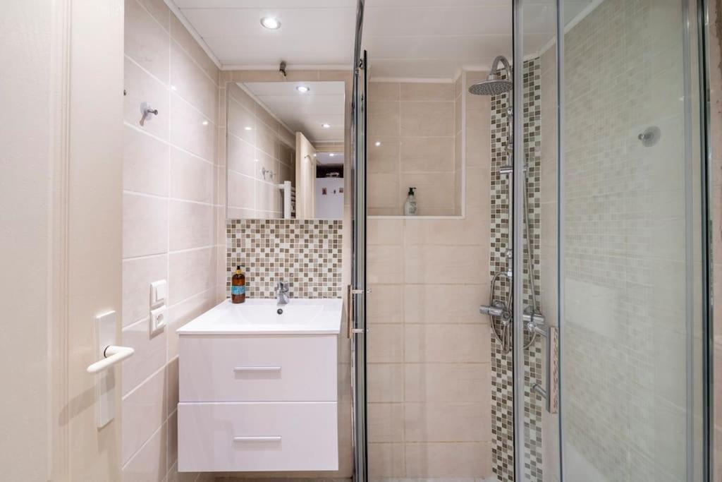 Studio Ideal Pour Deux Voyageurs Sur Marseille Exterior photo