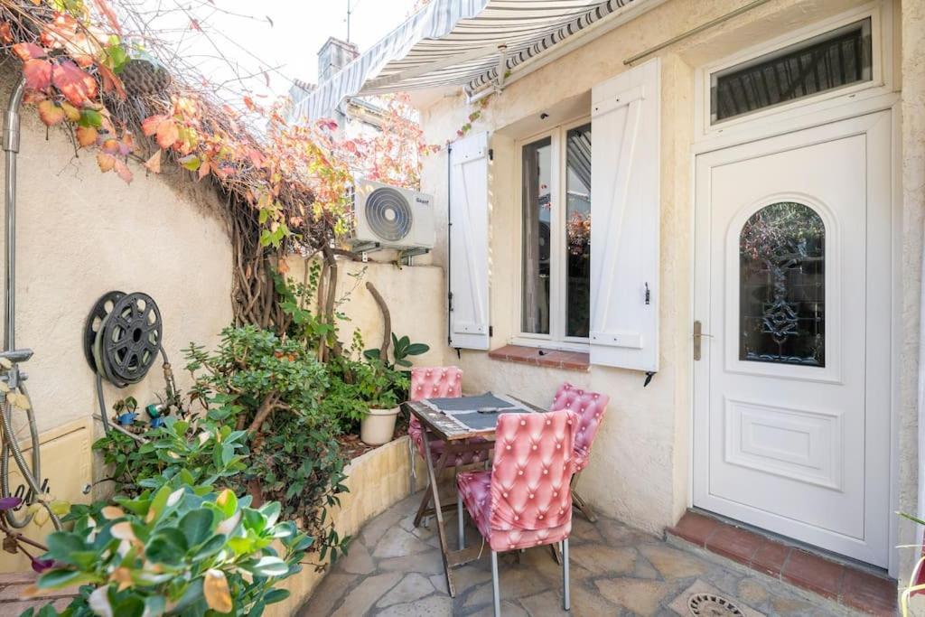 Studio Ideal Pour Deux Voyageurs Sur Marseille Exterior photo