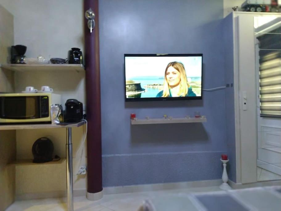 Studio Ideal Pour Deux Voyageurs Sur Marseille Exterior photo